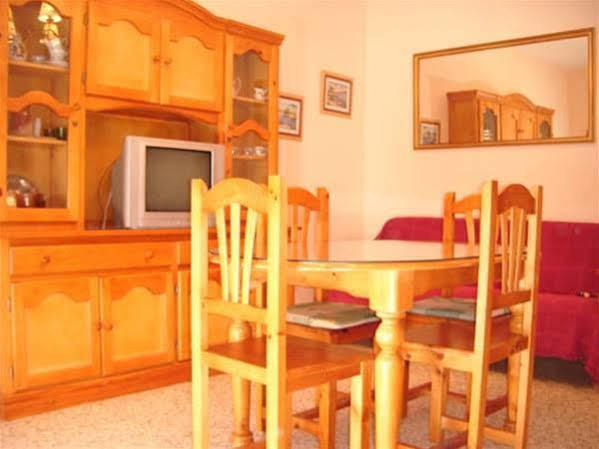 Hostal Villa Mercedes Chipiona Exterior photo